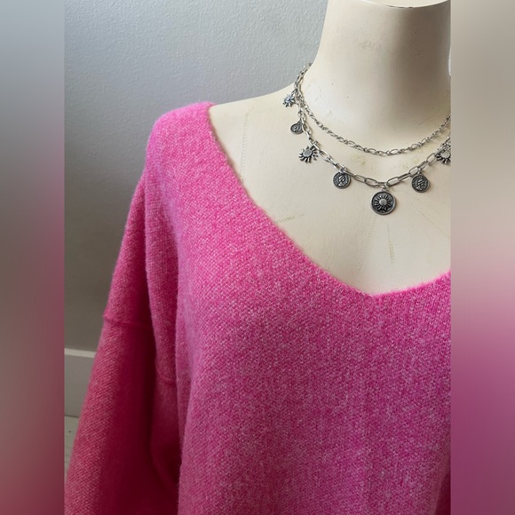 Free People Sweater Weather V-neck sweater pink knit pullover side hem slits - Picture 4 of 12